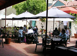 photo of the faculty-Staff Club